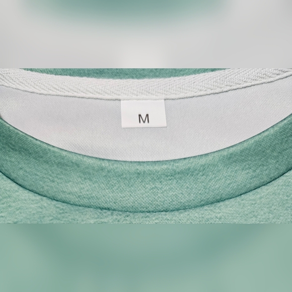 Christmas Santa Clause Women's Long Sleeve, Size Medium. New With Out Tags - Picture 2 of 4